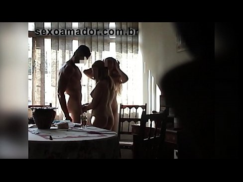 ❤️ Seksvriende nooi 'n reuse man en 'n drietal saam met hom ❤❌ Pornovideo by ons af.pornado-co.ru ❤